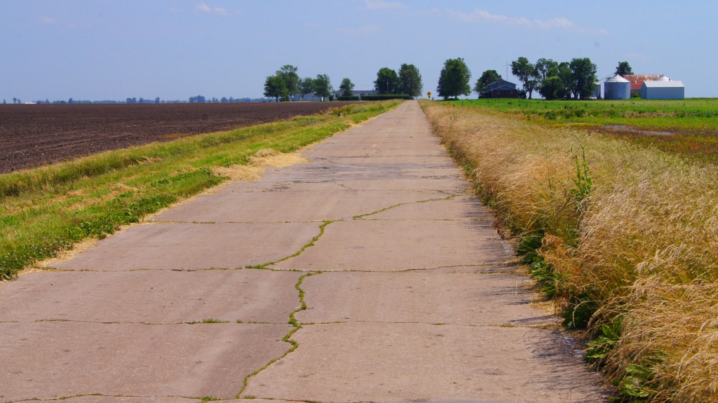 RT66 between Nilwood & Anderson IL (ILh)