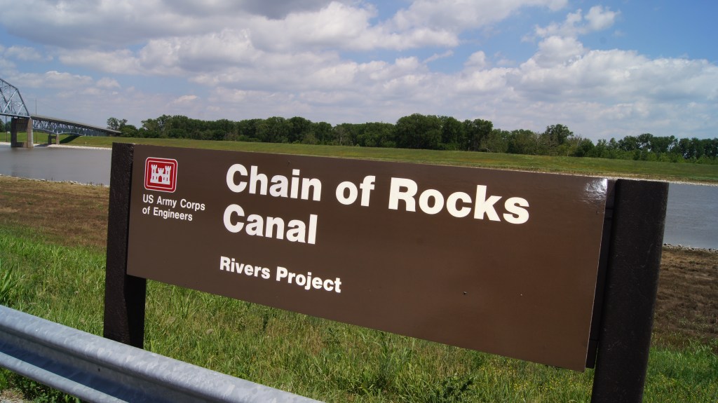 Chain of Rocks Canal Chouteau Island (I1) A Mississippi River Shortcut