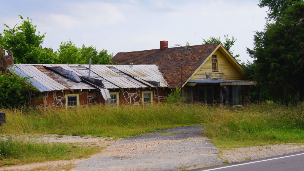 Tavern near Plano MO