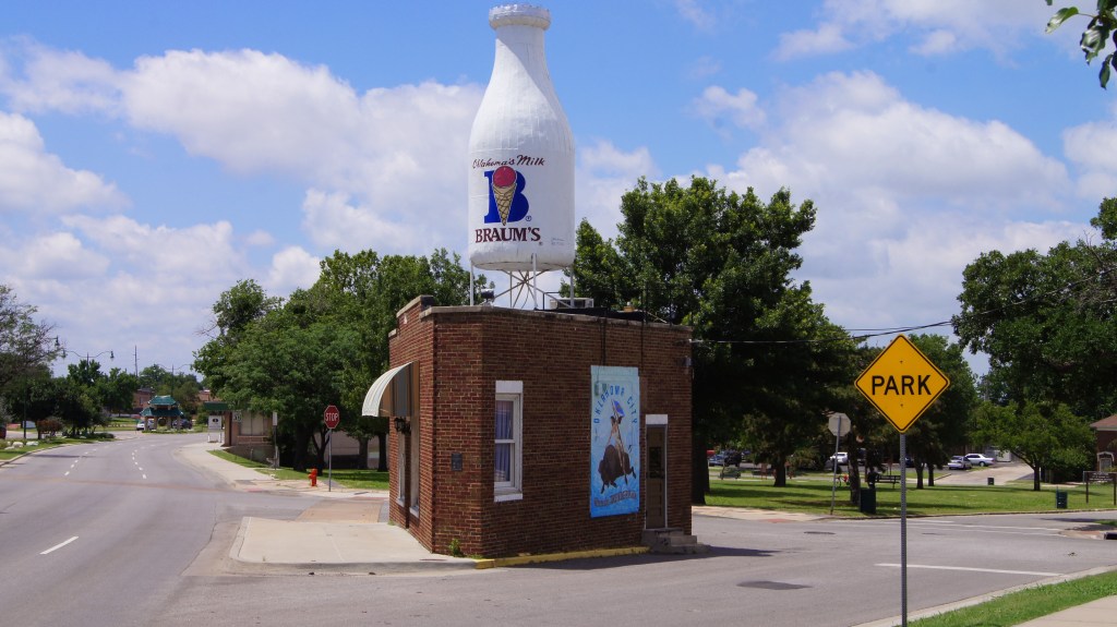 One block west of RT66, but cool! (near OKL)