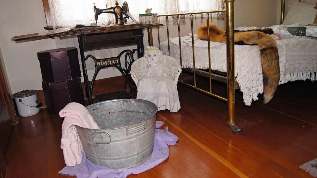 I had the same kind of tub until I was 11.