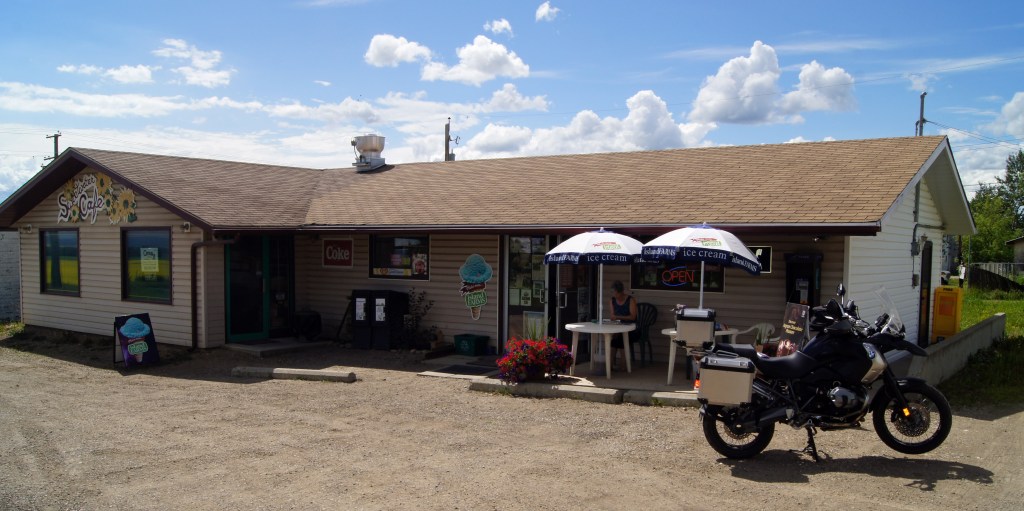The Sweetwater Cafe played host to some great conversations during lunch.